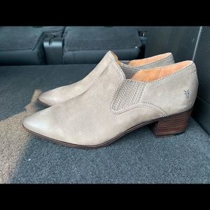 New Frye Eleanor western shortie grey boots Sz 9